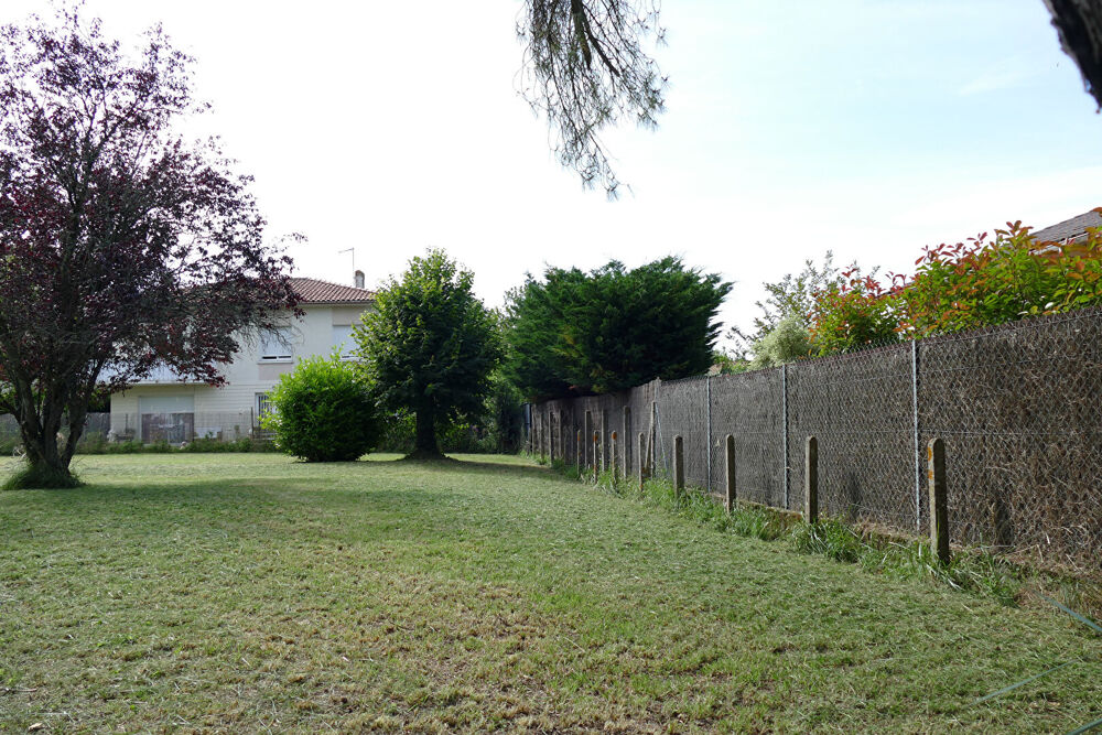 Vente Terrain A saisir terrain constructible hyper centre-ville de Médis proche commerces et école Medis