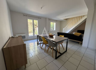  Maison à louer 4 pièces 83 m²