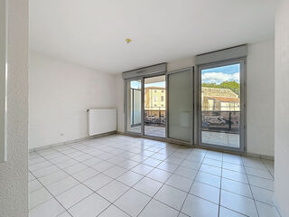  Appartement à louer 1 pièce 28 m²