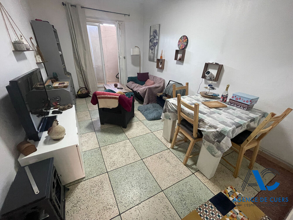 Appartement 3 pièce(s) avec locataire