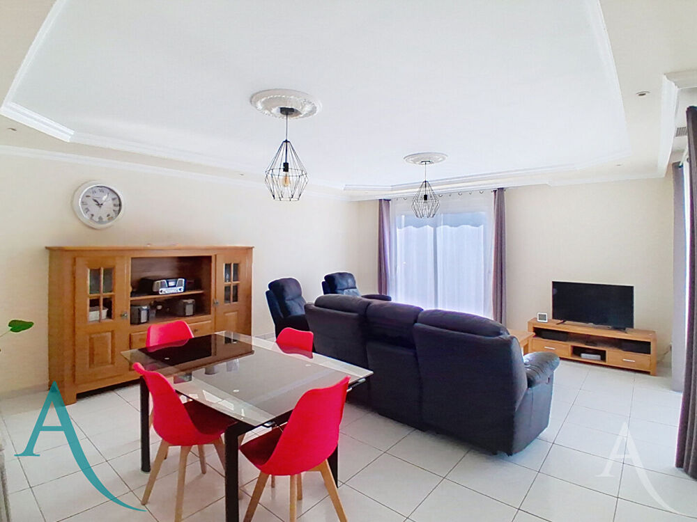 Maison Lezignan Corbieres 5 pièce(s) 130 m2 avec piscine