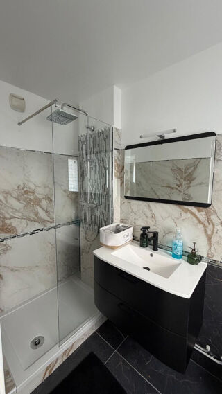  Appartement à louer 2 pièces 46 m²