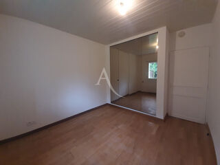  Maison à louer 6 pièces 143 m²