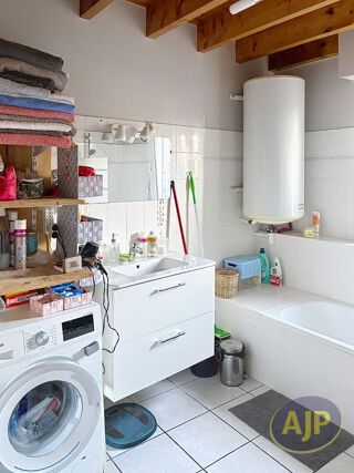  Appartement à louer 4 pièces 76 m²
