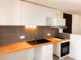  Appartement à louer 2 pièces 38 m²