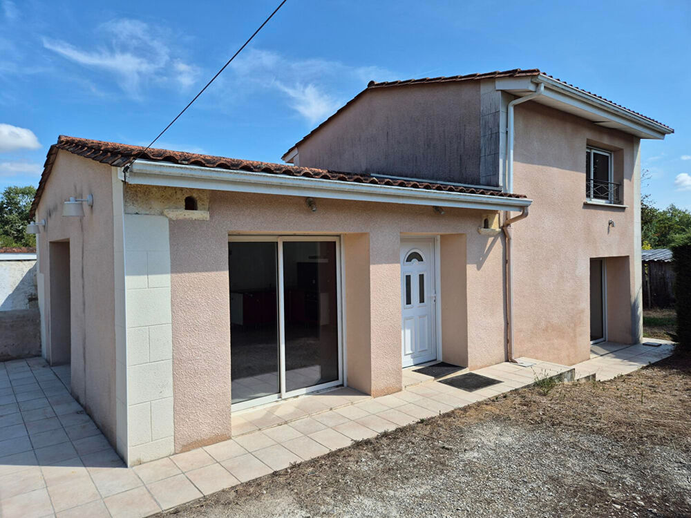 Maison 4 pièces 119 m² · à Berson · 119 m² · 181 000 €