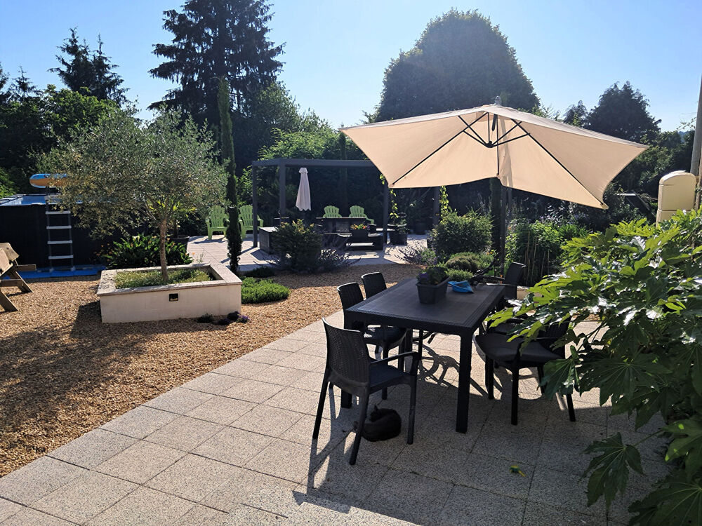 Maison au coeur La Chapelle Montbrandeix 6 pièce(s) 117m2 avec jardin