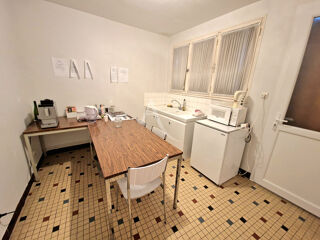  Immeuble � vendre 8 pi�ces 190 m�