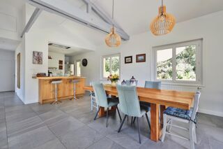  Maison à vendre 6 pièces 222 m²