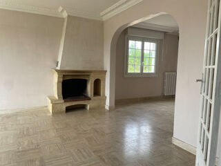  Maison à louer 4 pièces 115 m²