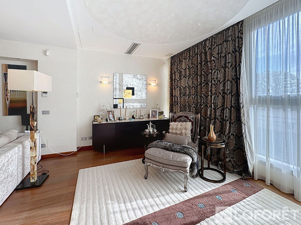 � vendre  Maison Roquebrune-Cap-Martin (06190)