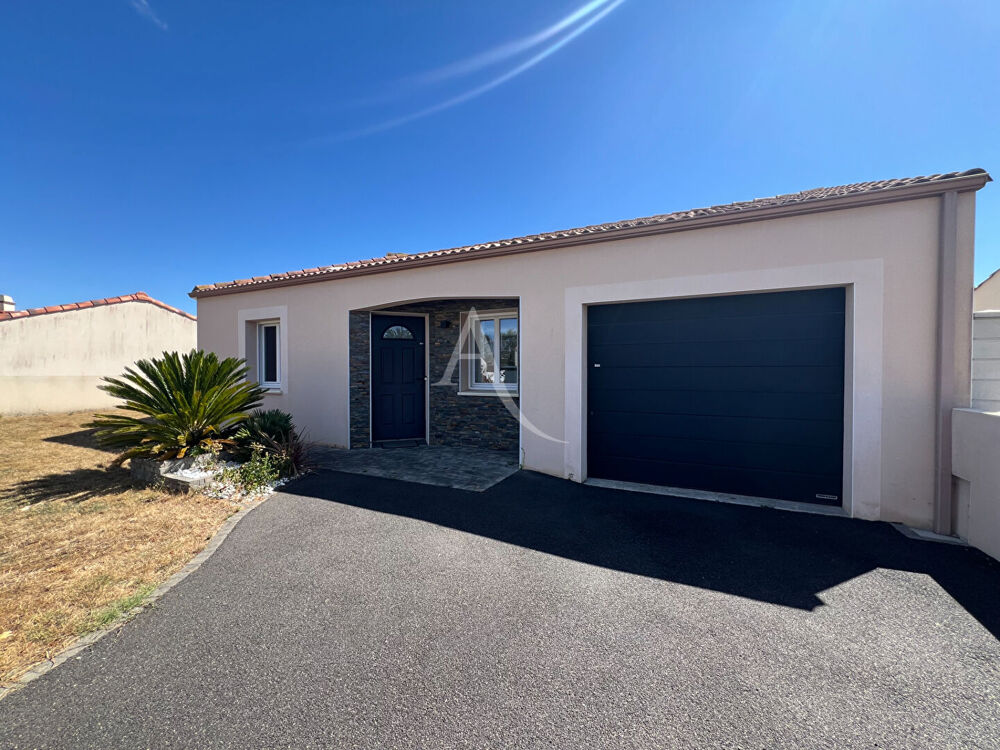 Vente Maison Maison Saint Hilaire La Foret Saint hilaire la foret
