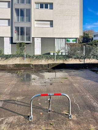  Parking / Garage � vendre 