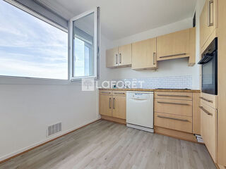  Appartement à louer 3 pièces 72 m²