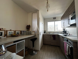  Appartement à louer 4 pièces 73 m²
