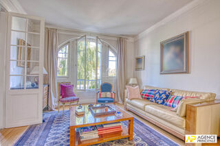  Maison à vendre 12 pièces 360 m²