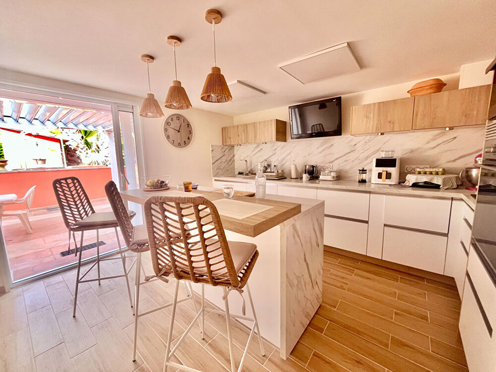 PROXIMITE DU CENTRE VILLE - VILLA AVEC JARDIN - 4 - 5 CHAMBRES