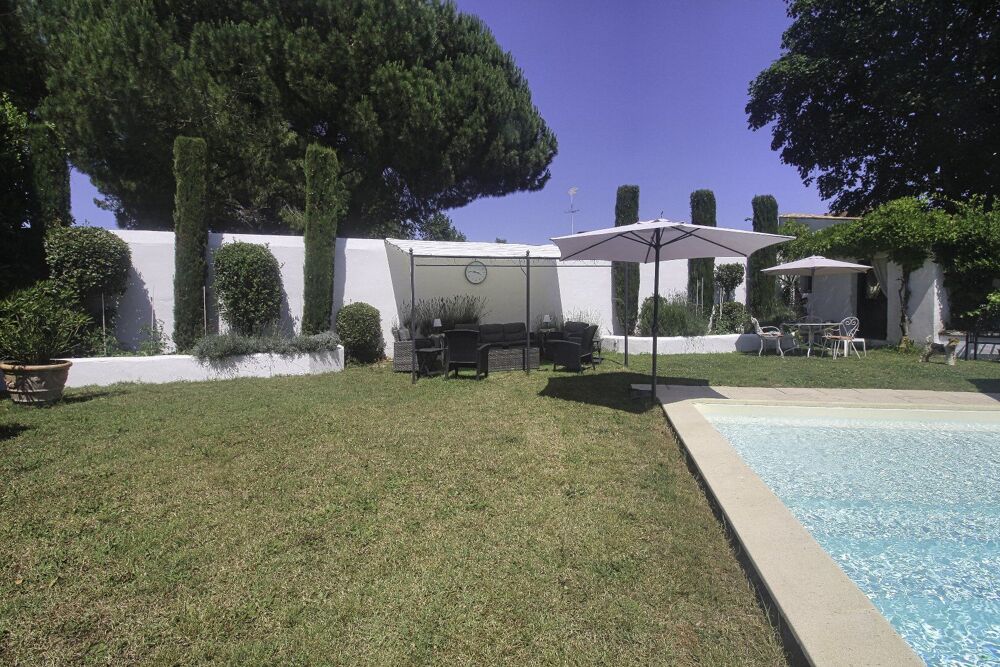 � vendre  Villa �taules (17750)