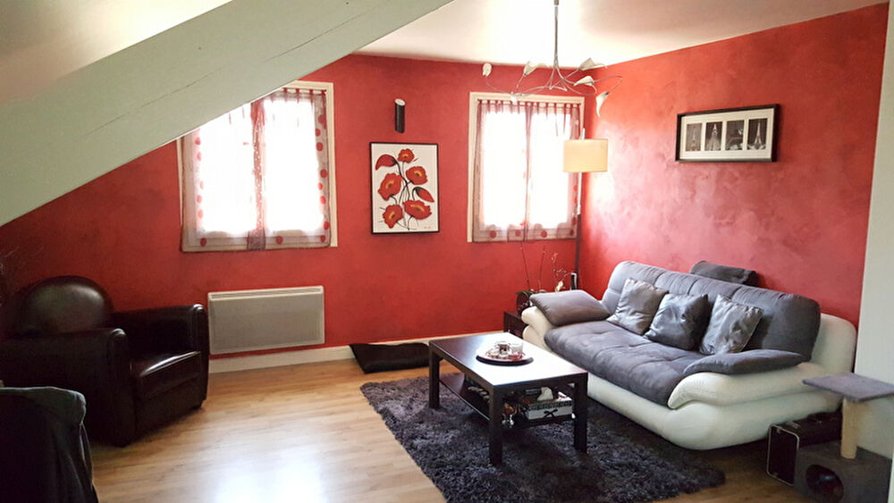 Appartement 2 pièces Sainte Geneviève des Bois 33m² (53 m² au sol)