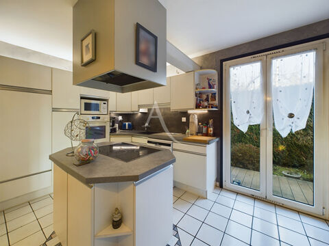  Maison � vendre 8 pi�ces 1 m�