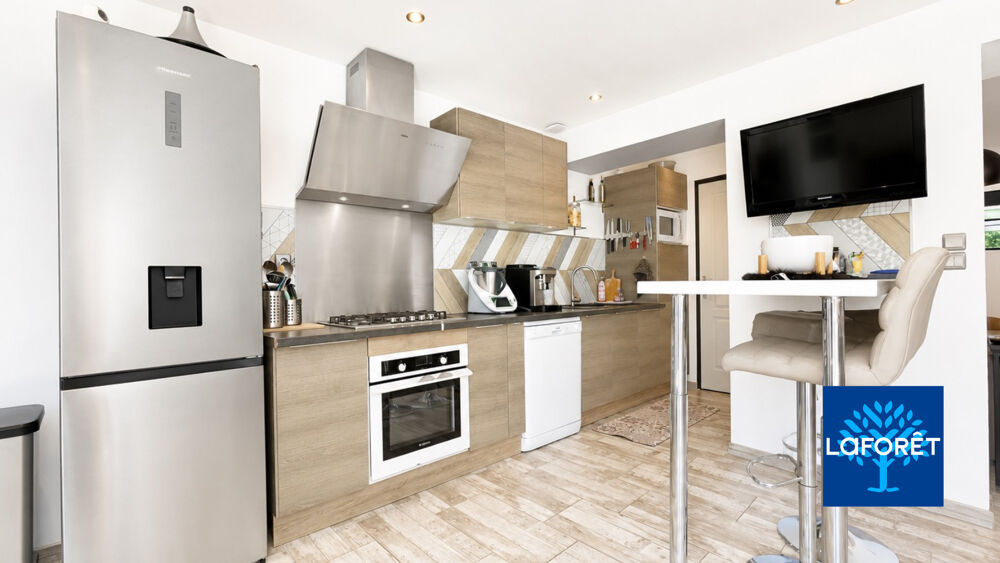 Vente Maison Maison semi-individuelle entièrement rénovée   4 chambres   Double garage   Jardin Denain
