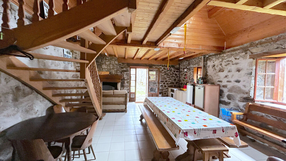 Vente Maison A VENDRE ANCIENNE GRANGE DE 120 M2 SUR 15000 M2 DE TERRAIN - SECTEUR SALLES - ARGELES GAZOST Argeles gazost
