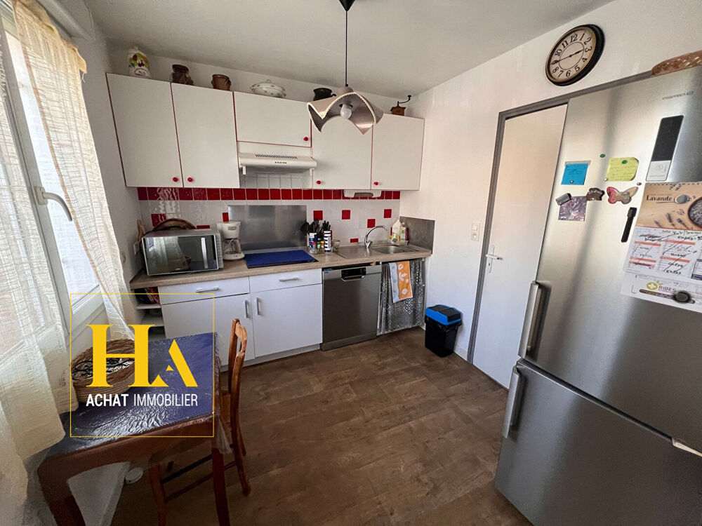 Vente Appartement THUIR CENTRE-VILLE - APPARTEMENT DE PLAIN-PIED AVEC EXTÉRIEUR ET PARKING PRIVATIF Thuir