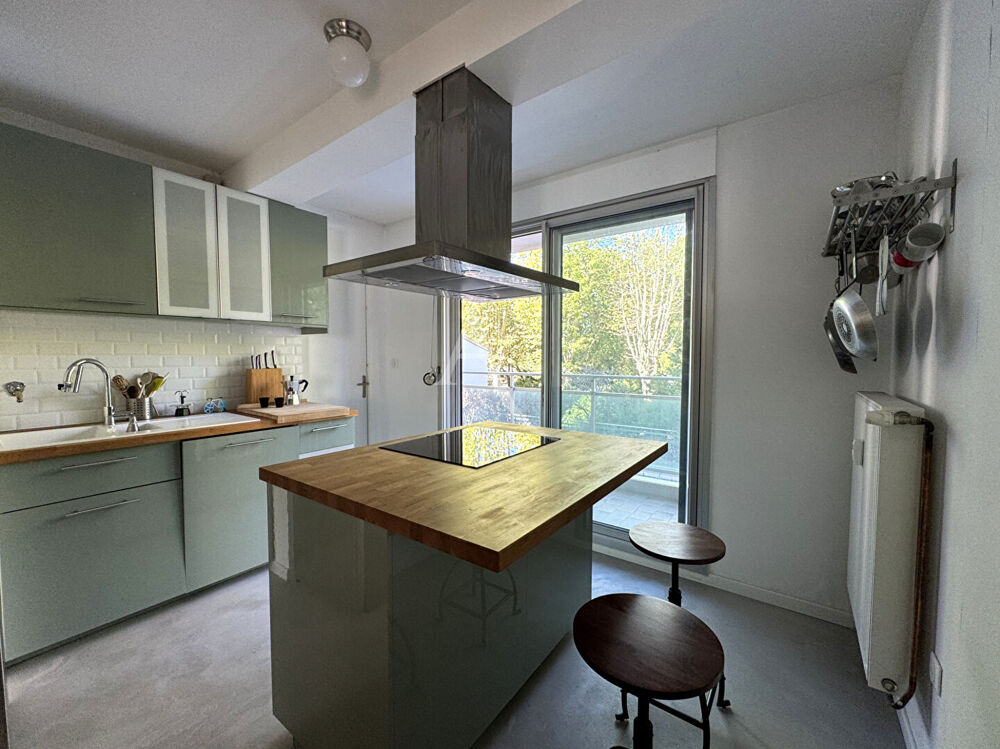 Vente Appartement A VENDRE coeur de ville DIJON ARQUEBUSE. T3 de 88m² avec balcon et garage . Dijon