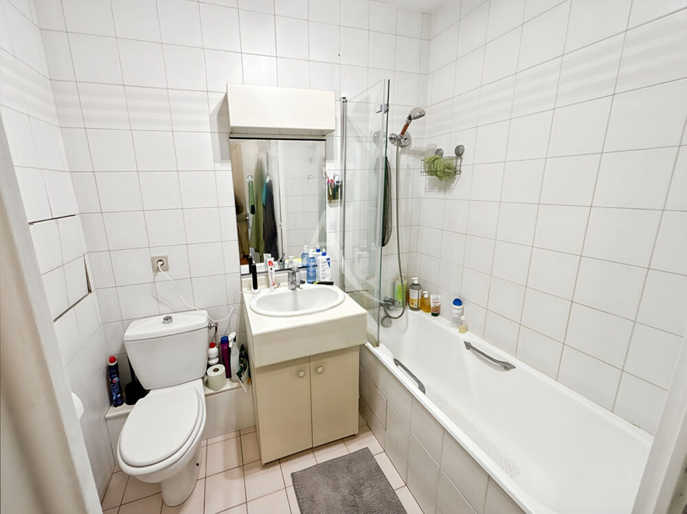 Vente Appartement Appartement Paris 3 pièces74.70 m2 Paris 12