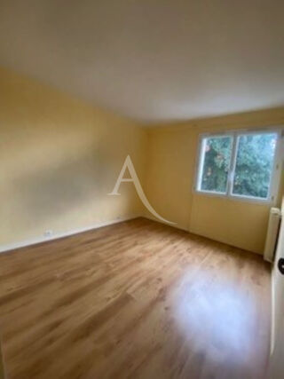  Appartement à louer 3 pièces 67 m²