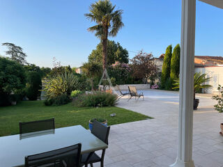  Maison à vendre 8 pièces 237 m²