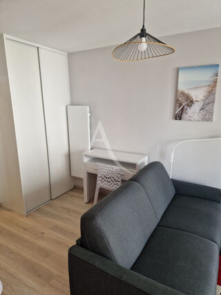  Appartement à louer 1 pièce 28 m²