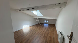  Appartement à louer 4 pièces 78 m²