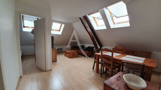  Appartement à louer 2 pièces 33 m²