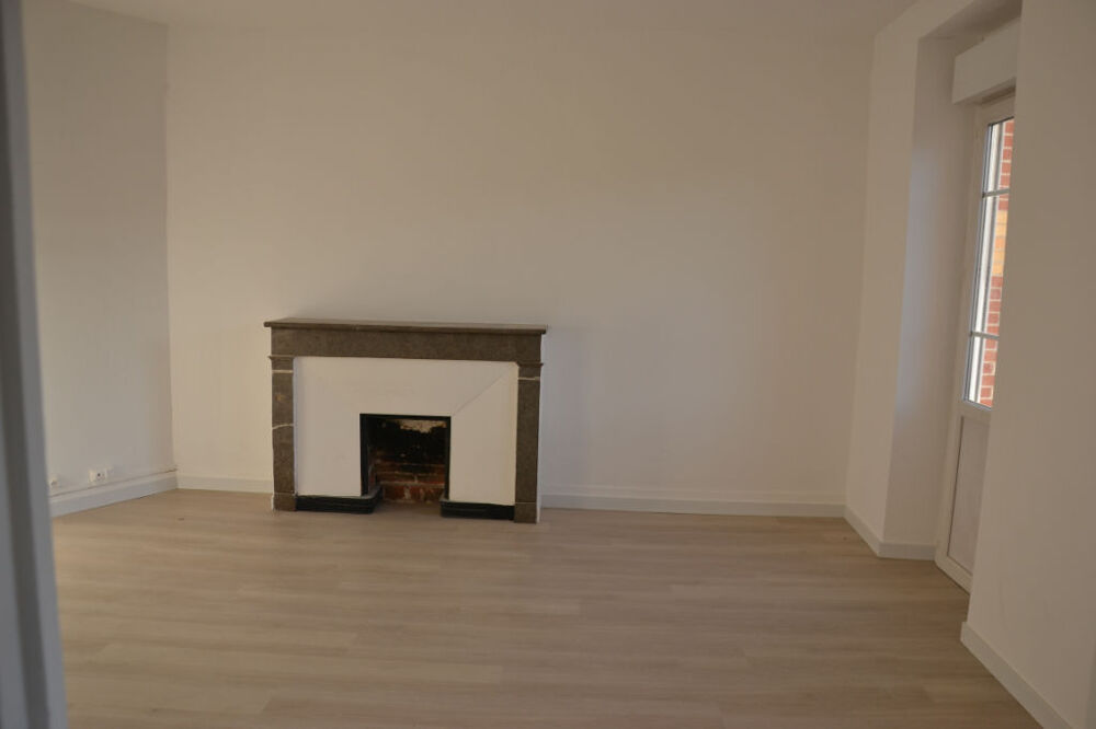 Location Appartement Bel appartement de 3 pièce(s) avec balcon dans le centre d'Yssingeaux Yssingeaux