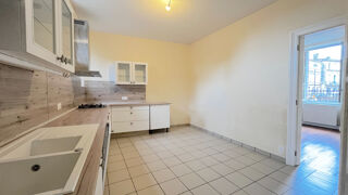  Maison à louer 6 pièces 121 m²