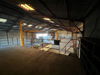  Immeuble � vendre 3 pi�ces 810 m�