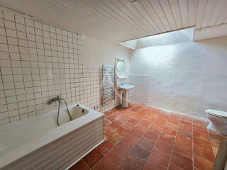  Maison à vendre 6 pièces 323 m²