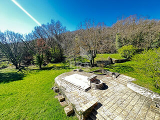  Maison � vendre 7 pi�ces 358 m�