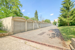  Parking / Garage � vendre 