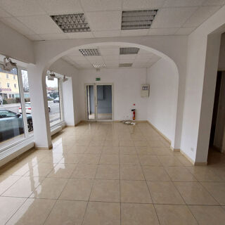  Immeuble à vendre 8 pièces 260 m²