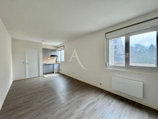  Appartement à louer 1 pièce 29 m²