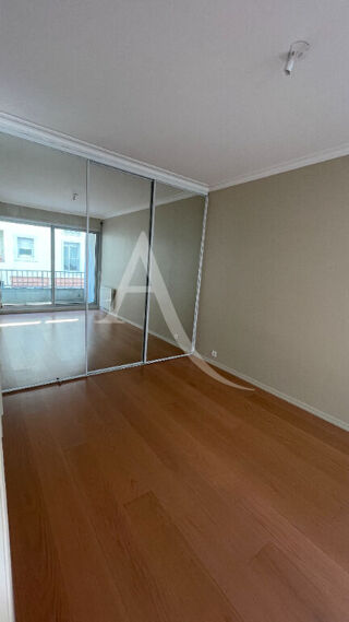  Appartement à louer 2 pièces 52 m²
