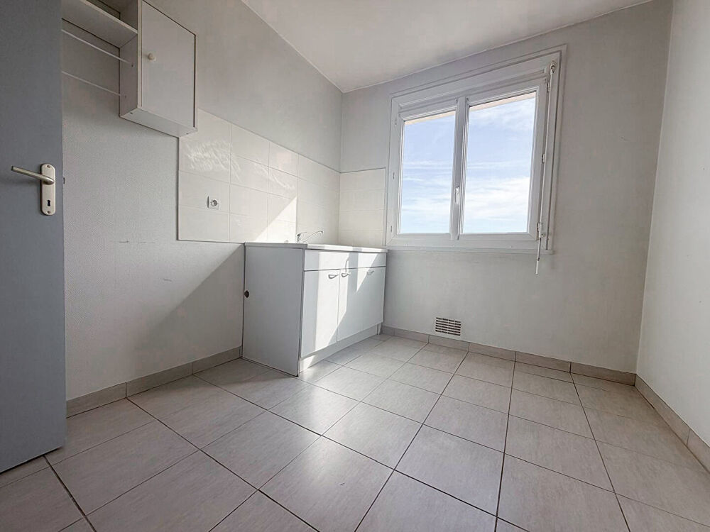 Vente Appartement Appartement Angers 2 pièces 38.85 m2, stationnement, cave Angers