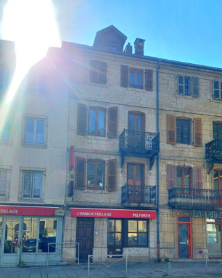  Maison à vendre 10 pièces 190 m²