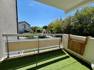  Appartement à louer 3 pièces 69 m²