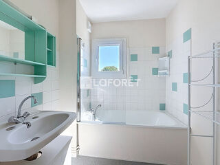  Appartement à louer 3 pièces 62 m²
