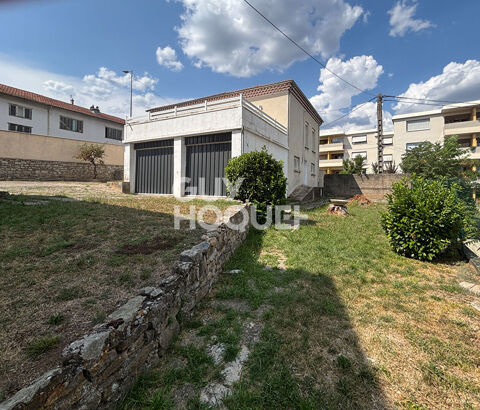 Local commercial + habitation &agrave; Aubenas 1616 07200 Aubenas
