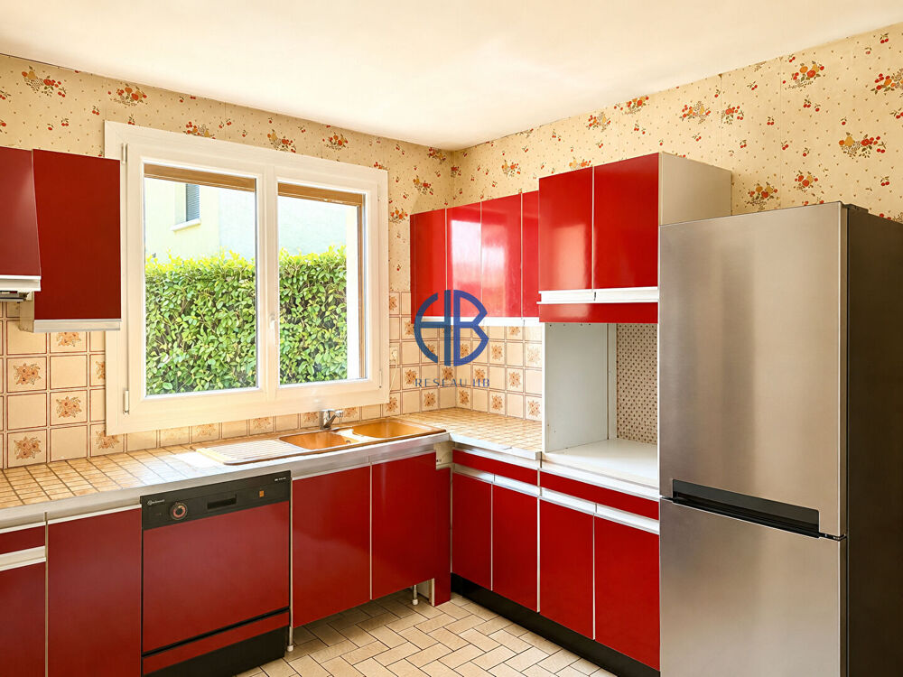 Vente Maison MAISON 106M2 GARAGE 590 M2 DE TERRAIN AVEC PISCINE Crolles
