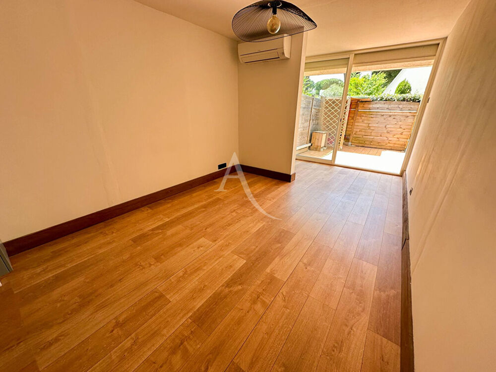 Vente Appartement Studio double cabine entièrement rénové de 32 m2 La grande motte